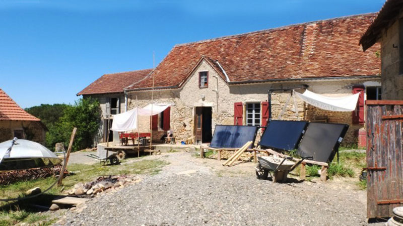 La maison en juin 2016, avant les grands travaux de la charpente